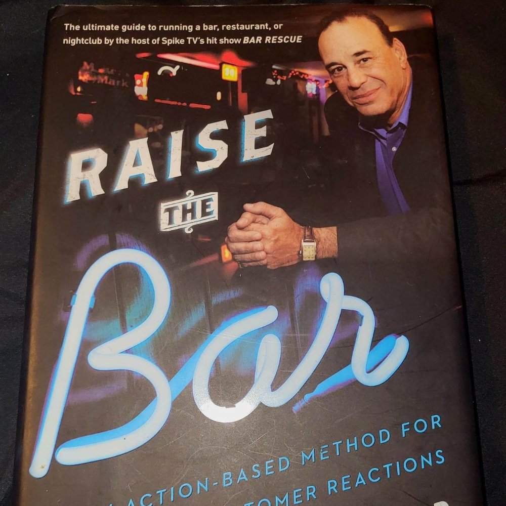 "Raise the Bar" (Hardcover-Edition).